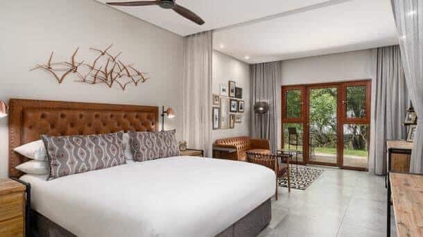 African safari tour Serengeti